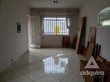 Casa à Venda 3 Quartos, 1 Suite, 2 Vagas, 515m², Nova Rússia