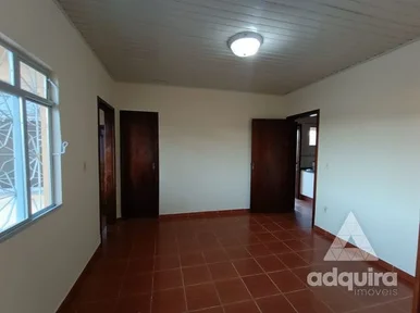 Casa à Venda 3 Quartos, 4 Vagas, 170m², Chapada