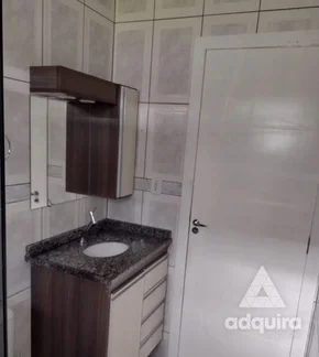 Casa à Venda Com 3 Quartos, 1 Vaga, 383m², Oficinas