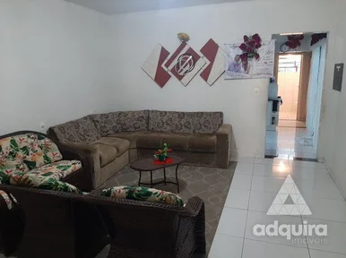 Casa à Venda 4 Quartos, 3 Suites, 1 Vaga, 420m², Uvaranas