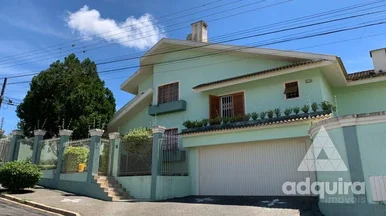 <strong>Casa à venda 4 Quartos, 2 Suites, 2 Vagas, 561M², Jardim Car</strong>