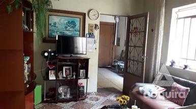 Casa à Venda 3 Quartos, 1 Vaga, 160m², Nova Rússia