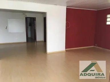 Casa à Venda 3 Quartos, 2 Suites, 3 Vagas, 180m², Nova Rússia