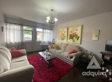 Casa à Venda 3 Quartos, 1 Suite, 3 Vagas, 616m², Uvaranas