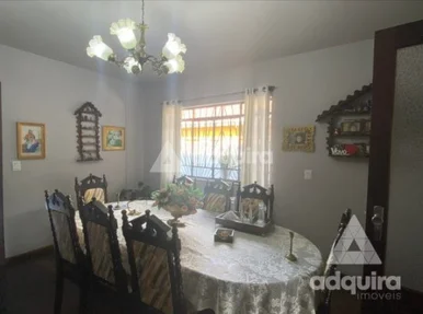 Casa à Venda 3 Quartos, 1 Suite, 3 Vagas, 616m², Uvaranas