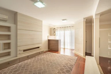 Casa à Venda  4 Quartos, 1 Suite, 2 Vagas, 603m², Jardim Carvalho