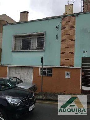 <strong>Casa à venda 3 Quartos, 1 Suite, 2 Vagas, 180.6M², Centro, P</strong>