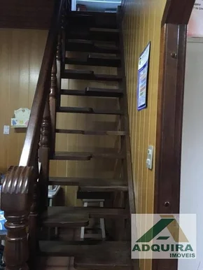 Casa à Venda 3 Quartos, 1 Suite, 2 Vagas, 180.6m², Centro
