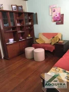 <strong>Casa à venda 3 Quartos, 1 Suite, 2 Vagas, 180.6M², Centro, P</strong>