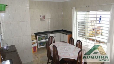 Casa à Venda 3 Quartos, 2 Suites, 4 Vagas, 720m², Neves