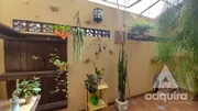 <strong>Casa à venda 3 Quartos, 1 Suite, 5 Vagas, 504M², Contorno, P</strong>