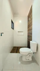 <strong>Casa à venda 3 Quartos, 1 Suite, 2 Vagas, 105M², Uvaranas, P</strong>