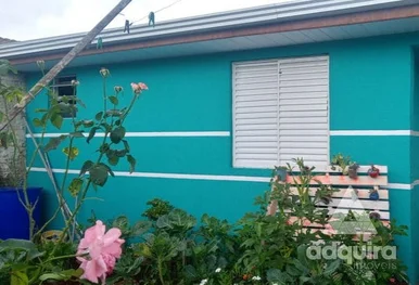 Casa à Venda 3 Quartos, 1 Suite, 2 Vagas, 360m², Uvaranas