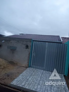 <strong>Casa à venda 3 Quartos, 1 Suite, 2 Vagas, 360M², Uvaranas, P</strong>