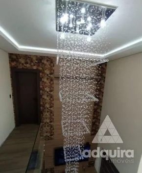Casa à Venda 3 Quartos, 1 Suite, 2 Vagas, 205m², Cará-cará, Ponta Grossa - Pr