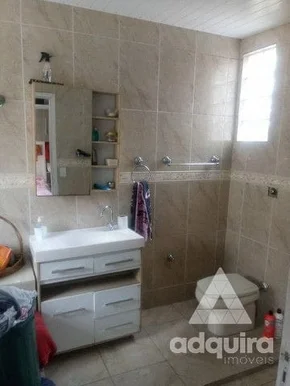 Casa à Venda 5 Quartos, 3 Vagas, 560m², Nova Rússia