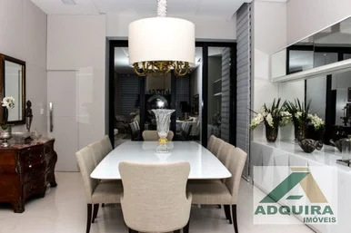 Casa à Venda 5 Quartos, 5 Suites, 10 Vagas, 615m², Estrela