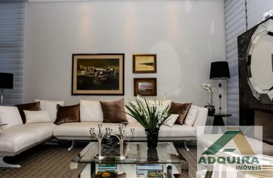 Casa à Venda 5 Quartos, 5 Suites, 10 Vagas, 615m², Estrela