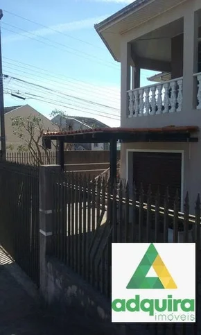 Casa à Venda 2 Quartos, 2 Vagas, 225m², Neves