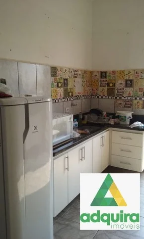 Casa à Venda 2 Quartos, 2 Vagas, 225m², Neves