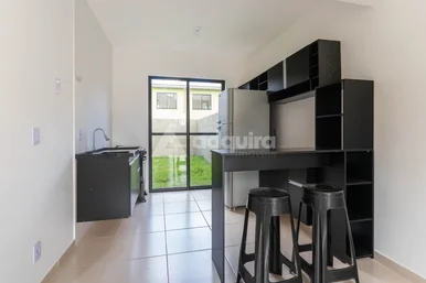 Sobrado Semimobiliado Para Locação 2 Quartos, 1 Vaga, Jardim Carvalho
