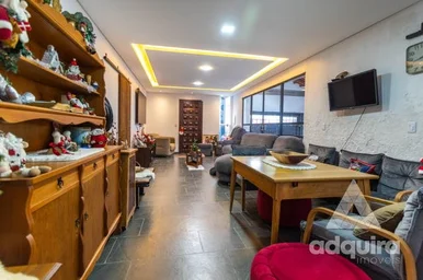 Casa à Venda E Locação 3 Quartos, 3 Suites, 3 Vagas, 462m², Uvaranas