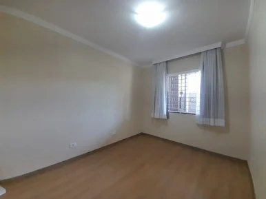 Casa Térrea De Esquina Para Venda No Boa Vista