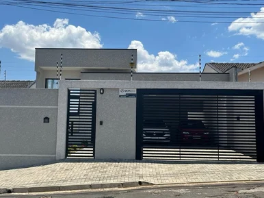 <strong>Casa à venda no Jardim Campo Alegre. Com Área Gourmet, 3 qua</strong>