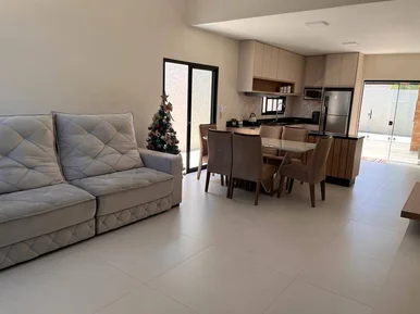 Casa à Venda No Jardim Campo Alegre. Com área Gourmet, 3 Quartos (1 Suíte)