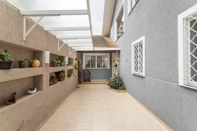Casa Aconchegante Com Piscina Aquecida E Espaço Para Uma Grande Família à Venda 