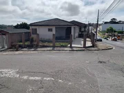 <strong>Casa de esquina à venda, Uvaranas, Ponta Grossa, PR</strong>