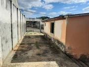 <strong>Casa à venda, Neves, contendo 3 suites, churrasqueira e pisc</strong>