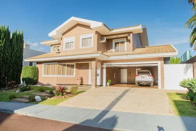 <strong>Casa à venda, 4 Quartos, 365m², Orfãs, Ponta Grossa, PR</strong>