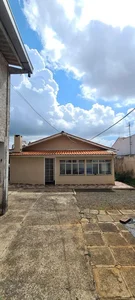 <strong>Casa e barracão à venda, Uvaranas, Ponta Grossa, PR</strong>