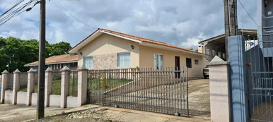 <strong>Casa e barracão à venda, Uvaranas, Ponta Grossa, PR</strong>