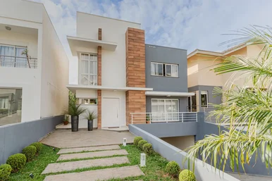 <strong>Casa semimobiliada para locação, 3 quartos(sendo 1 síte), no</strong>