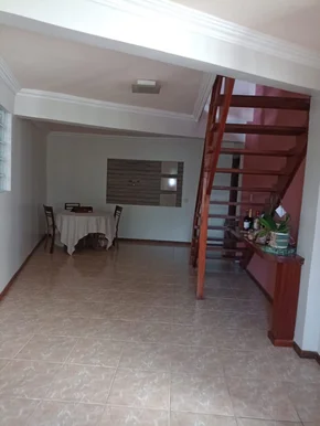 Casa à Venda Próxima Ao Operário, Colônia Dona Luíza, Ponta Grossa