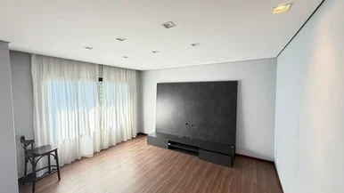 Casa Térrea à Venda, Orfãs, 4 Quartos Sendo 2 Suítes, Ponta Grossa