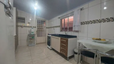 Casa Em Alvenaria, Com 4 Quartos