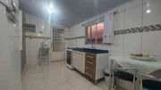 <strong>Casa em alvenaria, com 4 quartos, espço gourmet nos fundos à</strong>