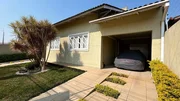 <strong>Casa à venda, contendo 3 quartos (sendo 1 suite), 3 banheiro</strong>