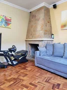 <strong>Casa à venda, contendo 3 quartos (sendo 1 suite), 3 banheiro</strong>