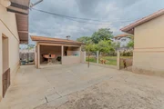 <strong>Casa com 3 quartos (1 suíte) 218 m² de área construída e 660</strong>