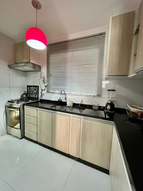 Casa à Venda No Jardim Veneza