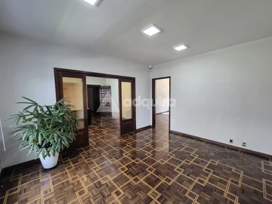 Casa Comercial No Centro