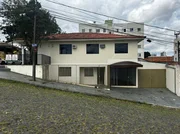 <strong>Casa Comercial à Venda, com  340m² de área útil. Próximo a P</strong>