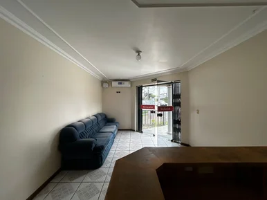 Casa Comercial à Venda, Com  340m² De área útil. Próximo A Prefeitura Municipal 