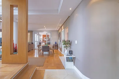Casa à Venda, 4 Suítes, 1.447 M² De Terreno 424 M² De Construção, Boa Vista