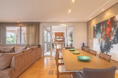 Casa à Venda, 4 Suítes, 1.447 M² De Terreno 424 M² De Construção, Boa Vista
