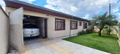 <strong>Casa para venda e locação, Piriquitos, Ponta Grossa, PR</strong>